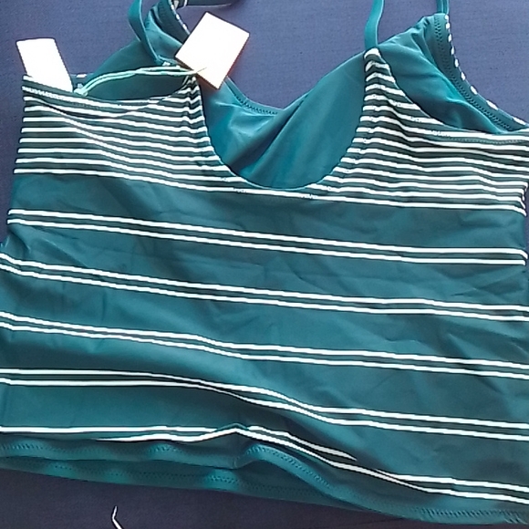 Swimtop - Picture 2 of 3